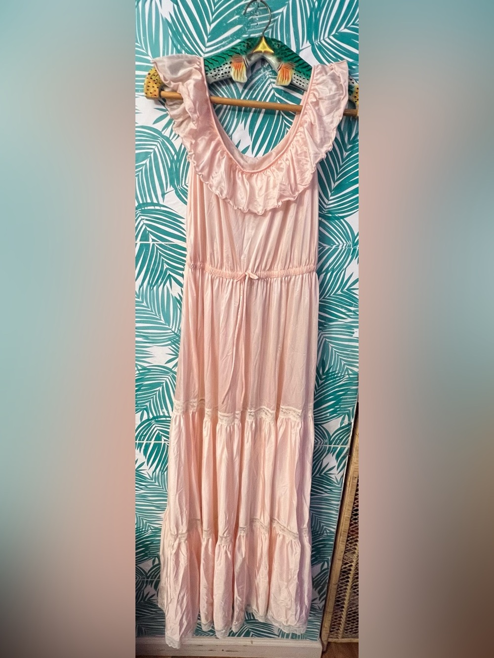 Gildan Light Pink Ruffled Tiered Maxi Dress vintage Sz M